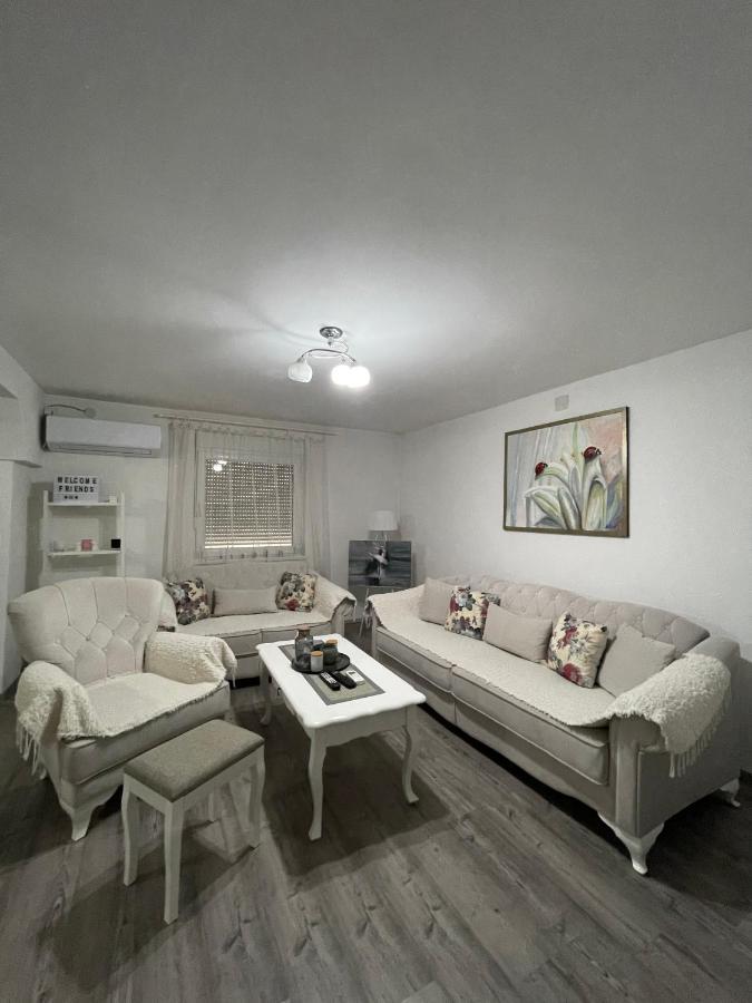 Antic Apartment Požarevac Εξωτερικό φωτογραφία